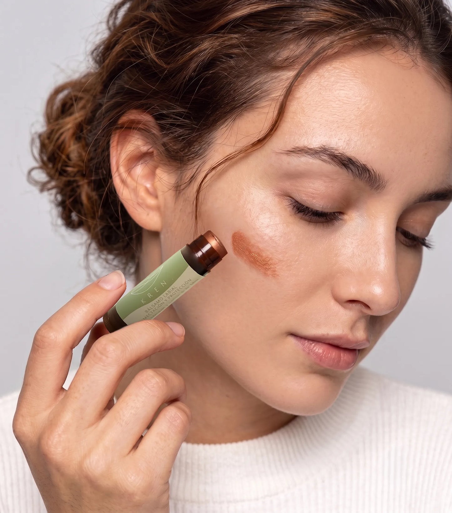 Bálsamo Labial Bronce,  Humectación y Protección
